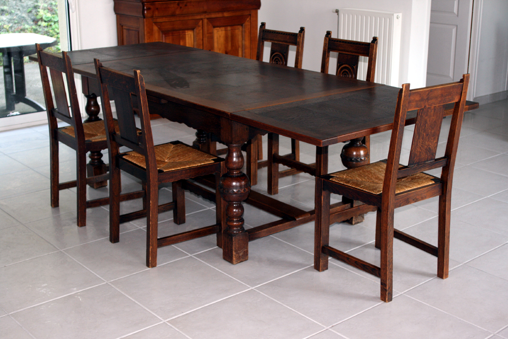 Description&nbsp;: C:\PERSO\www.icimeme.com\buffet\vue-table-allonge.jpg